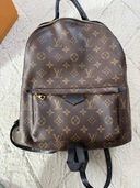 バッグパック（ブランドバッグ）の商品画像 - 査定依頼日：2025年12月17日 - 最高査定価格：150,000円