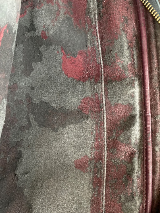 ショルダー　型番不明　30年位前のモデル（ブランドバッグ）の商品画像 - 査定依頼日：2025年10月3日 - 最高査定価格：60,000円