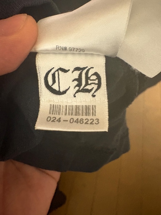クロムハーツ マッティボーイ フラワー チョンパー ロングスリーブ Tシャツ（古着・ファッション）の商品画像 - 査定依頼日：2026年7月11日 - 最高査定価格：100,000円
