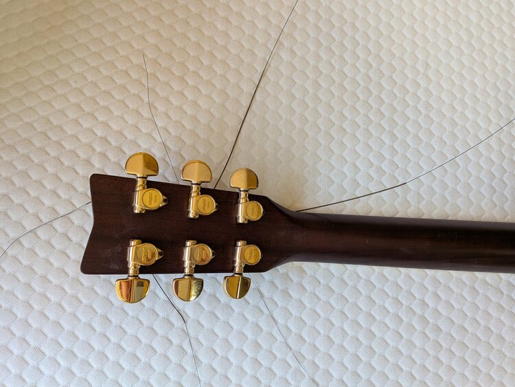 FG-401W（ピアノ・楽器・PA機材）の商品画像 - 査定依頼日：2026年3月24日 - 最高査定価格：10,000円