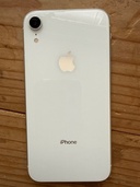 iPhone iPhoneXR 64GB au（スマホ）の商品画像 - 査定依頼日：2026年7月5日 - 最高査定価格：9,000円