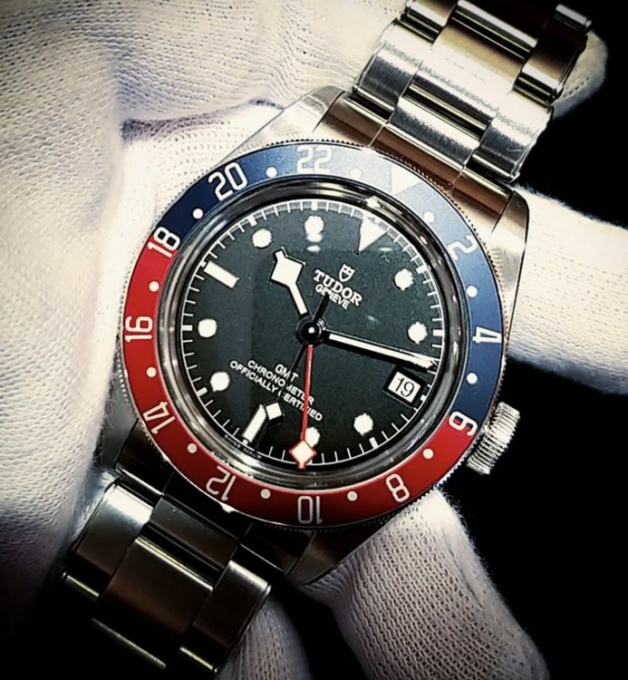 チューダー ブラックベイ （高級時計）の商品画像 - 査定依頼日：2025年12月15日 - 最高査定価格：460,000円