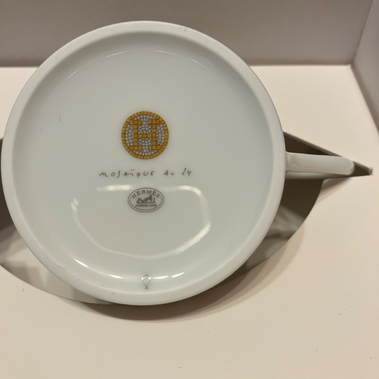 エルメス新品《モザイク24》ティーカップ＆ソーサー　２客セット（食器）の商品画像 - 査定依頼日：2025年8月26日 - 最高査定価格：40,000円