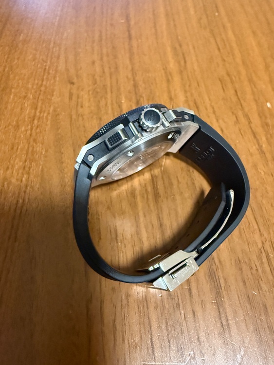 ウブロ ビックバン 311.SN.1170.RX（高級時計）の商品画像 - 査定依頼日：2025年6月21日 - 最高査定価格：875,000円