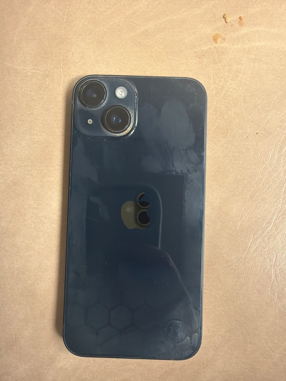 iPhone iPhone 14 256GB au（スマホ）の商品画像 - 査定依頼日：2026年8月15日 - 最高査定価格：47,500円