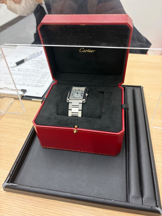 カルティエ タンク （高級時計）の商品画像 - 査定依頼日：2026年2月1日 - 最高査定価格：630,000円