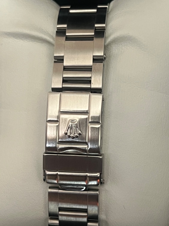 エクスプローラー1  114270（高級時計）の商品画像 - 査定依頼日：2025年11月17日 - 最高査定価格：1,000,000円