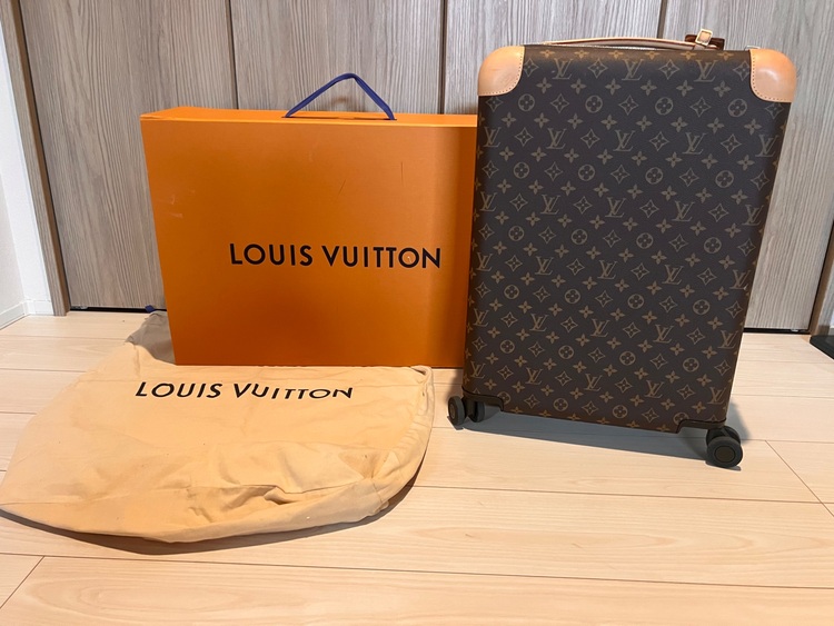 ホライゾン55（ブランドバッグ）の商品画像 - 査定依頼日：2025年6月15日 - 最高査定価格：250,000円