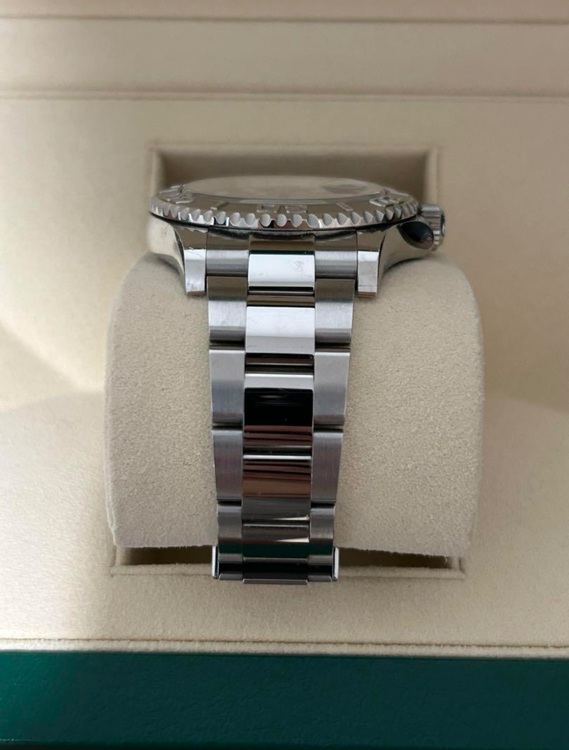 ロレックス ヨットマスター 11662（高級時計）の商品画像 - 査定依頼日：2025年6月9日 - 最高査定価格：1,800,000円