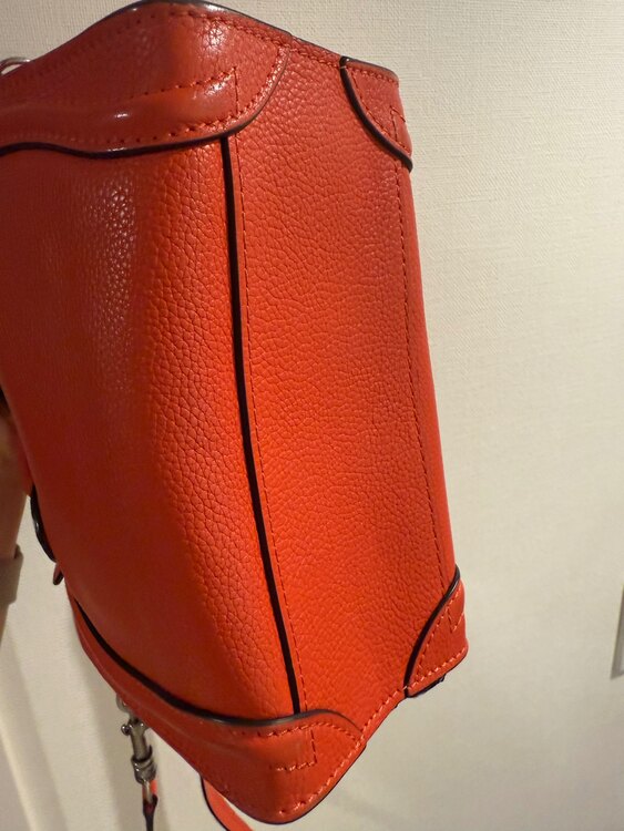 ラゲージナノ（ブランドバッグ）の商品画像 - 査定依頼日：2025年2月23日 - 最高査定価格：78,000円