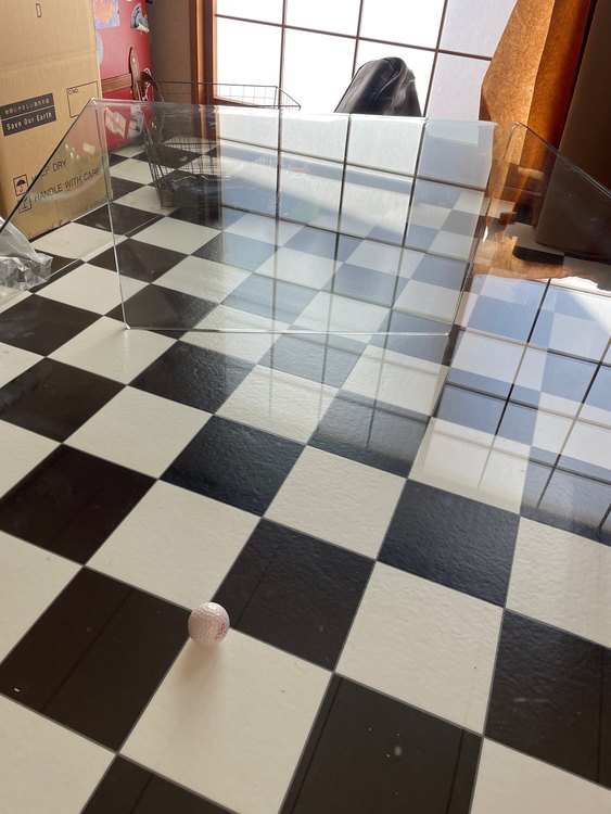 ガラステーブル（家具・寝具）の商品画像 - 査定依頼日：2023年2月25日