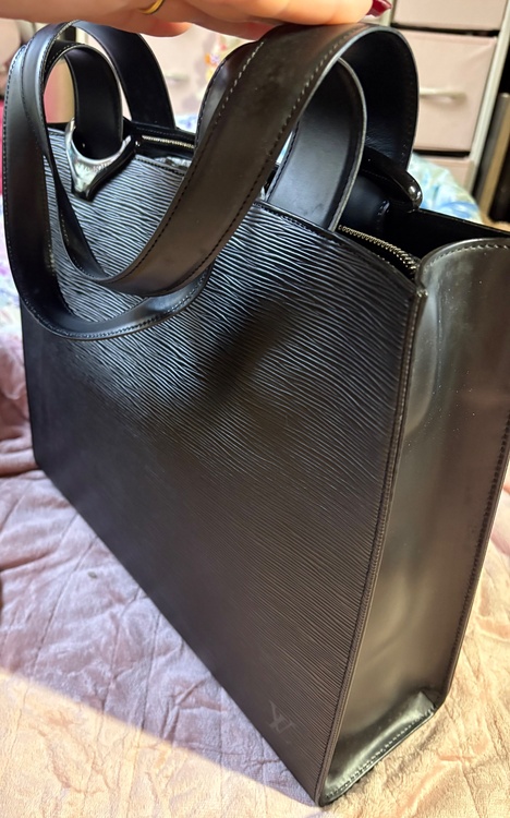 ルイヴィトン エピ（ブランドバッグ）の商品画像 - 査定依頼日：2026年1月26日 - 最高査定価格：55,000円