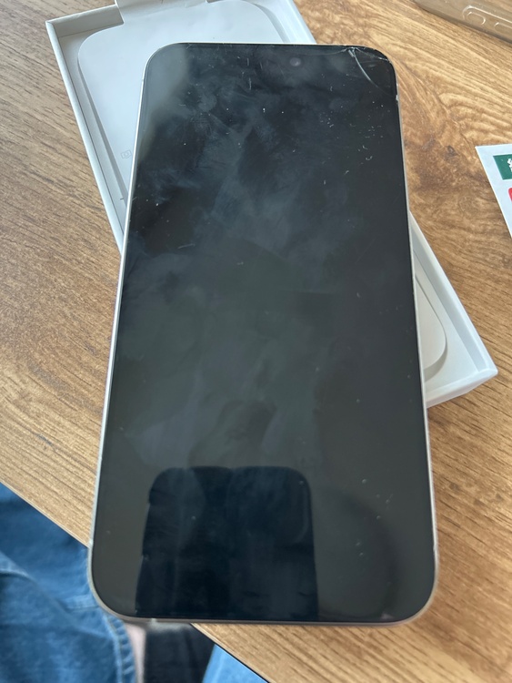 iPhone15𝗽𝗿𝗼 𝗺𝗮𝘅（スマホ）の商品画像 - 査定依頼日：2026年5月3日 - 最高査定価格：59,000円