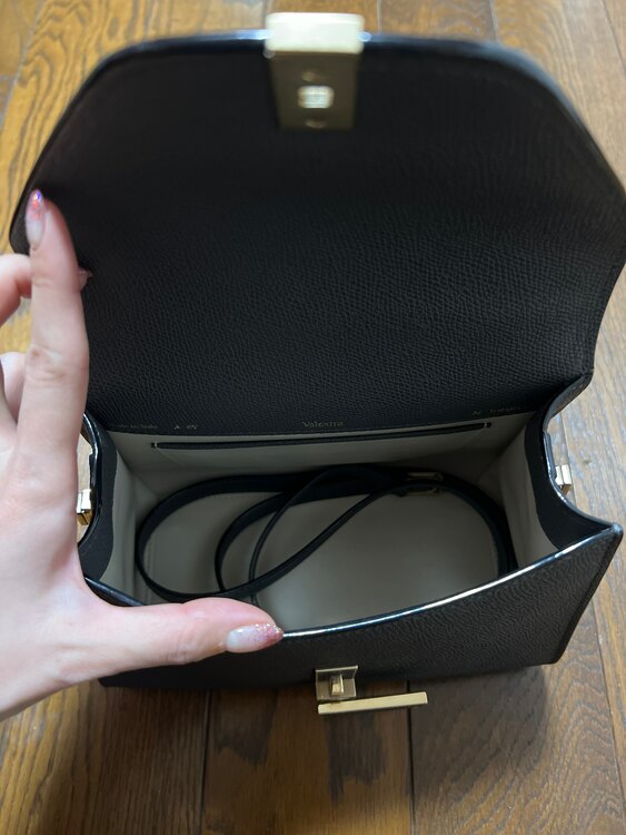 ミニ イジィデ （ブランドバッグ）の商品画像 - 査定依頼日：2025年1月21日 - 最高査定価格：200,000円