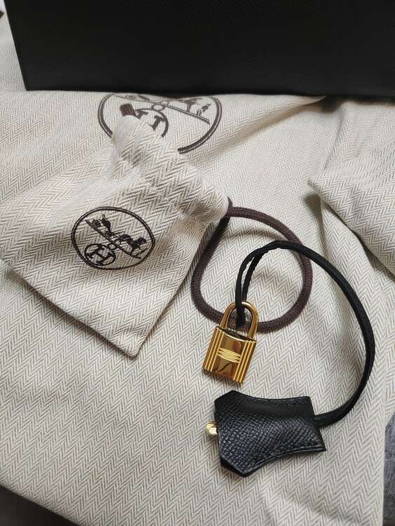 エルメス ケリー （ブランドバッグ）の商品画像 - 査定依頼日：2025年5月26日 - 最高査定価格：3,350,000円