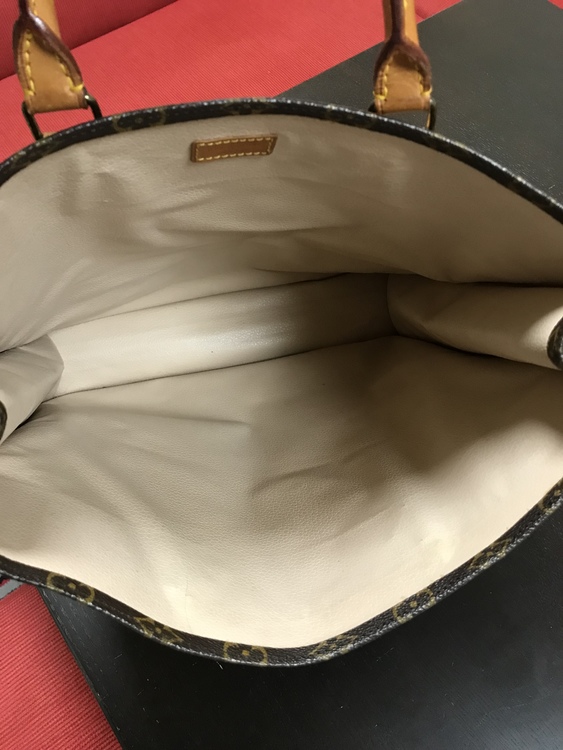 サックプラ　トートバック（ブランドバッグ）の商品画像 - 査定依頼日：2022年5月2日 - 最高査定価格：35,000円