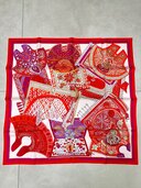 カレ　タピ・ドゥ・セル　カラー:ローズ（古着・ファッション）の商品画像 - 査定依頼日：2025年1月10日 - 最高査定価格：10,500円