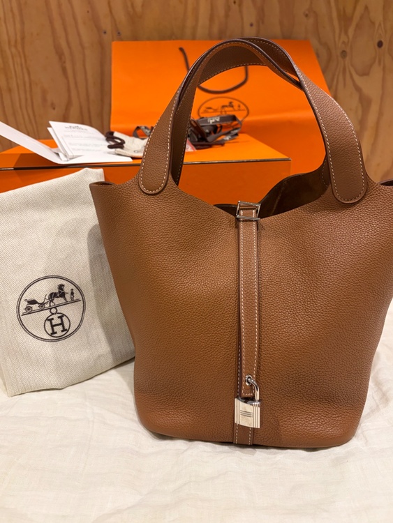 エルメス ピコタン （ブランドバッグ）の商品画像 - 査定依頼日：2026年3月12日 - 最高査定価格：470,000円