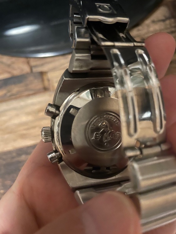 オメガ スピードマスター 10003893 96903（高級時計）の商品画像 - 査定依頼日：2025年12月2日 - 最高査定価格：640,000円