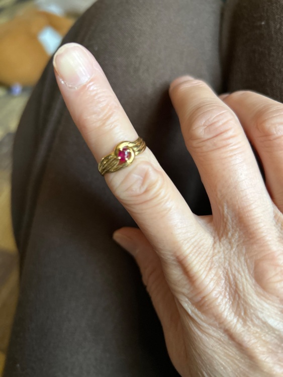 ルビーリング（金・貴金属）の商品画像 - 査定依頼日：2025年7月26日 - 最高査定価格：50,000円