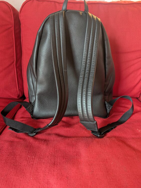 リュック（ブランドバッグ）の商品画像 - 査定依頼日：2025年11月12日 - 最高査定価格：90,000円