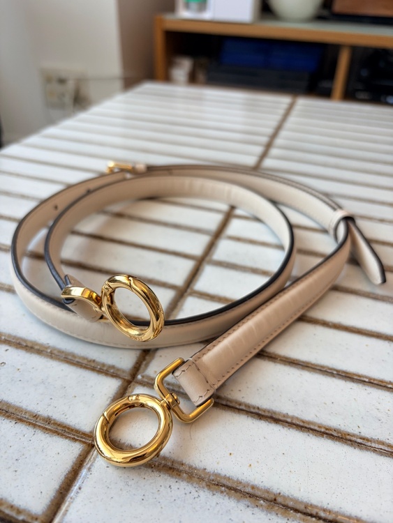 ピーカーブー（ブランドバッグ）の商品画像 - 査定依頼日：2026年1月9日 - 最高査定価格：250,000円