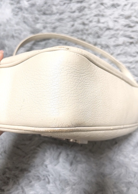 イブサンローラン  （ブランドバッグ）の商品画像 - 査定依頼日：2025年6月12日 - 最高査定価格：40,000円