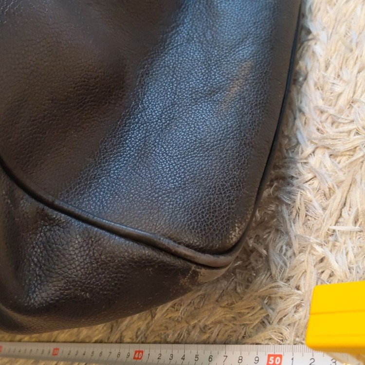 dunhill　ボストンバッグ（ブランド財布・小物）の商品画像 - 査定依頼日：2021年9月26日 - 最高査定価格：3,000円