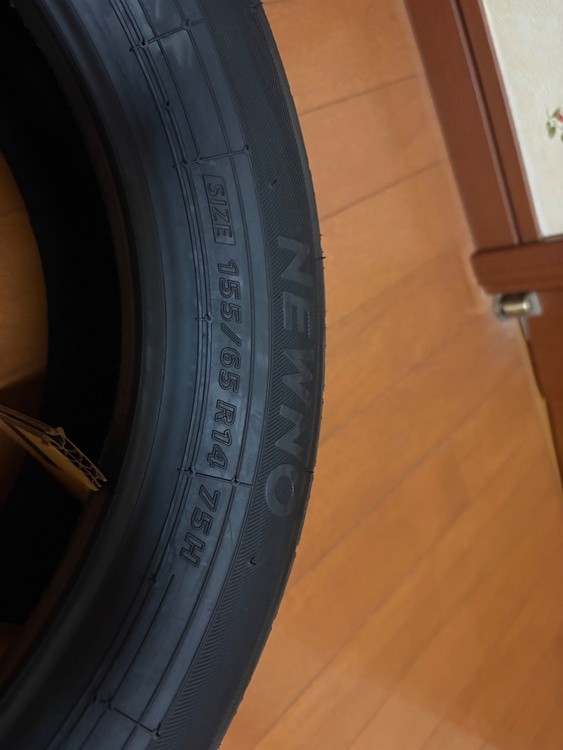 ブリヂストン　NEWNO 155/65r14（カー用品）の商品画像 - 査定依頼日：2026年4月1日 - 最高査定価格：5,000円