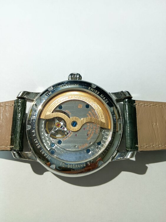 その他 その他 フレデリックコンスタント　FC-9454H4/5/（高級時計）の商品画像 - 査定依頼日：2026年2月28日 - 最高査定価格：100,000円