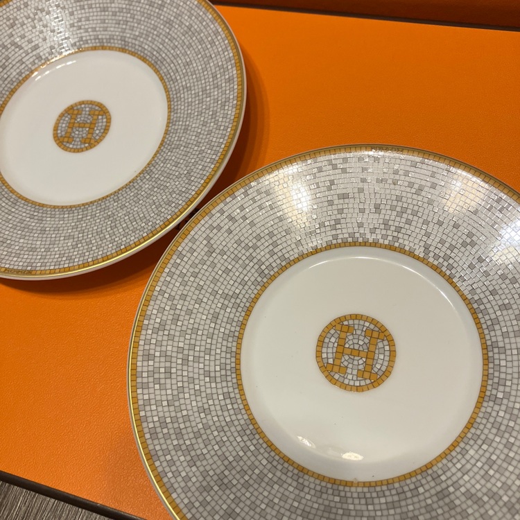 エルメス新品《モザイク24》ティーカップ＆ソーサー　２客セット（食器）の商品画像 - 査定依頼日：2025年8月26日 - 最高査定価格：40,000円