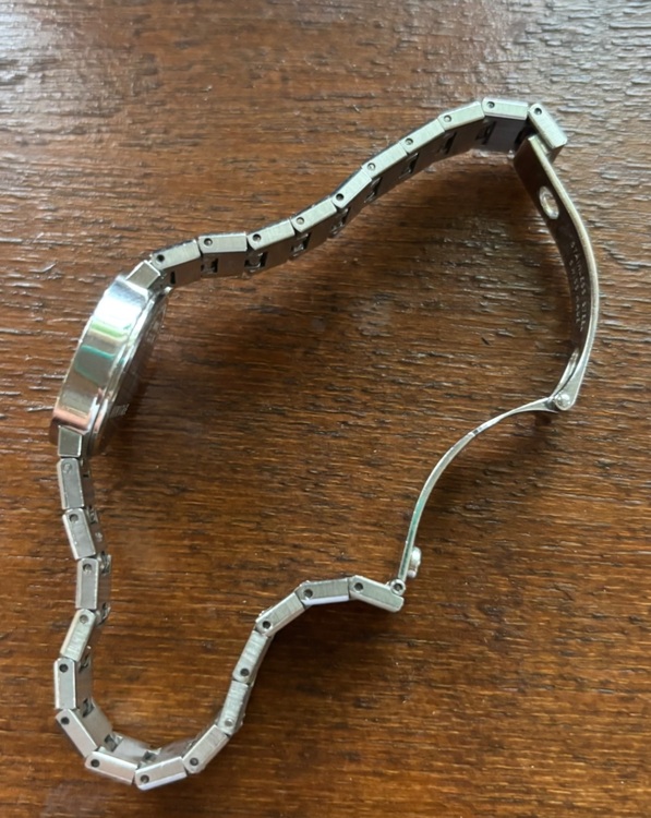 12pダイアモンド（高級時計）の商品画像 - 査定依頼日：2025年6月23日 - 最高査定価格：90,000円