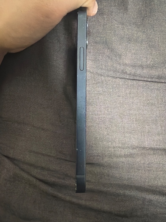 iPhone iPhone 12 128GB docomo（スマホ）の商品画像 - 査定依頼日：2026年10月4日 - 最高査定価格：19,500円