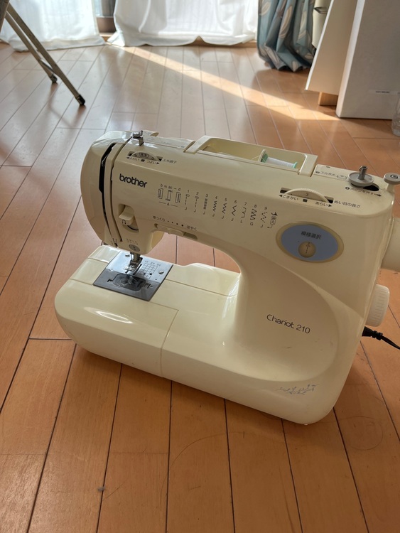 ミシン　Brother Chariot 210（家具・寝具）の商品画像 - 査定依頼日：2025年10月13日 - 最高査定価格：2,000円