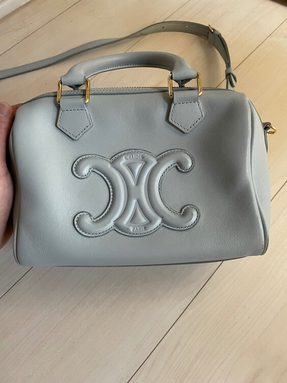 セリーヌ  （ブランドバッグ）の商品画像 - 査定依頼日：2025年2月22日 - 最高査定価格：160,000円