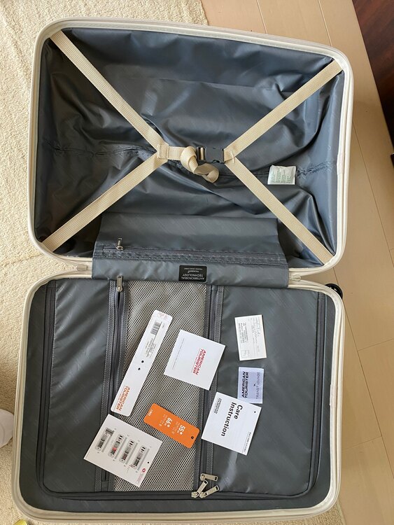 アメリカンツーリスター スーツケースGH1*88033SPINNER66/24（古着・ファッション）の商品画像 - 査定依頼日：2025年4月29日 - 最高査定価格：500円