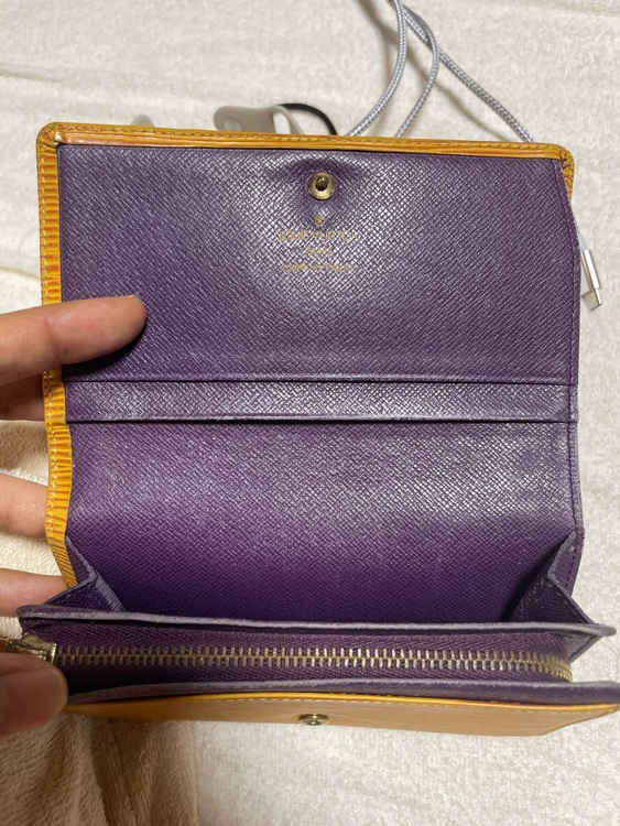 ルイヴィトン エピ （ブランドバッグ）の商品画像 - 査定依頼日：2025年8月29日 - 最高査定価格：2,000円