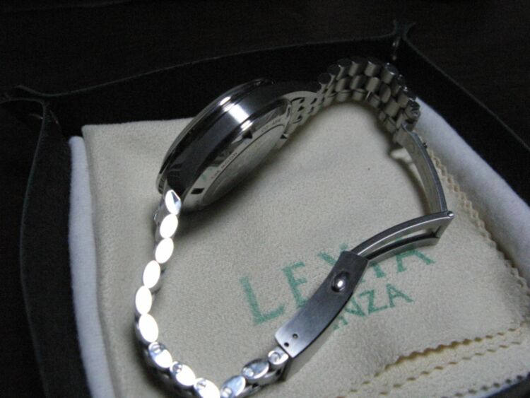 オメガ スピードマスター （高級時計）の商品画像 - 査定依頼日：2025年7月15日 - 最高査定価格：850,000円