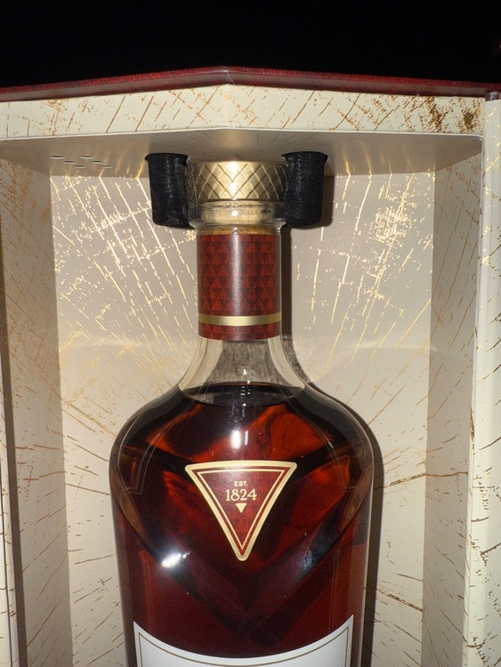 ウイスキー マッカラン （お酒）の商品画像 - 査定依頼日：2025年8月27日 - 最高査定価格：22,000円