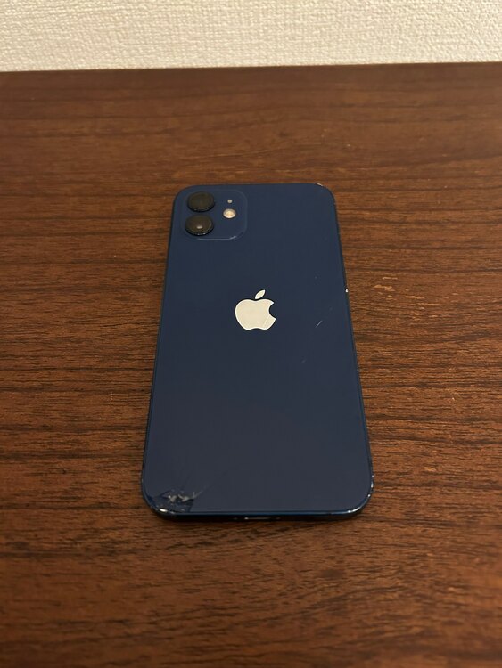 iPhone12（スマホ）の商品画像 - 査定依頼日：2025年4月8日 - 最高査定価格：10,000円