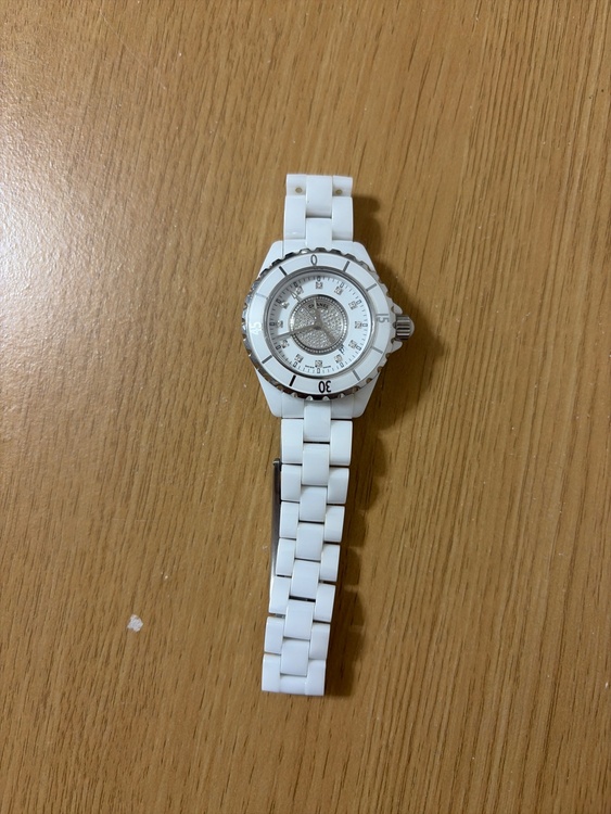 シャネル J12 （高級時計）の商品画像 - 査定依頼日：2026年4月1日 - 最高査定価格：330,000円