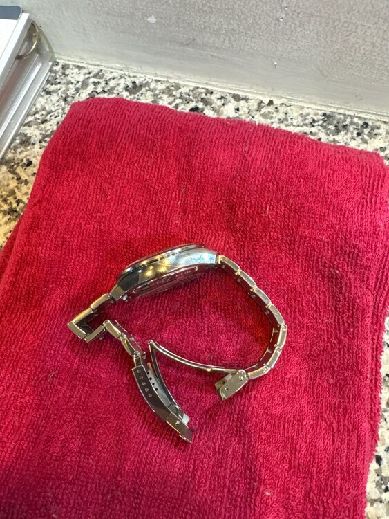 クロノマスタースポーツピンク（高級時計）の商品画像 - 査定依頼日：2024年2月22日 - 最高査定価格：1,000,000円