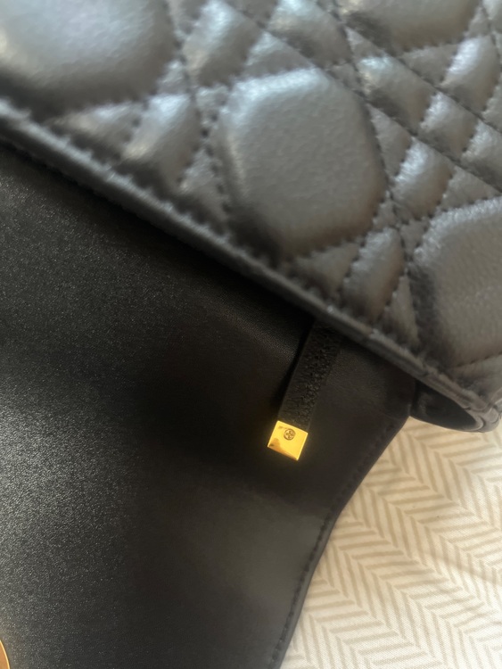 ディオール  （ブランドバッグ）の商品画像 - 査定依頼日：2025年10月20日 - 最高査定価格：250,000円