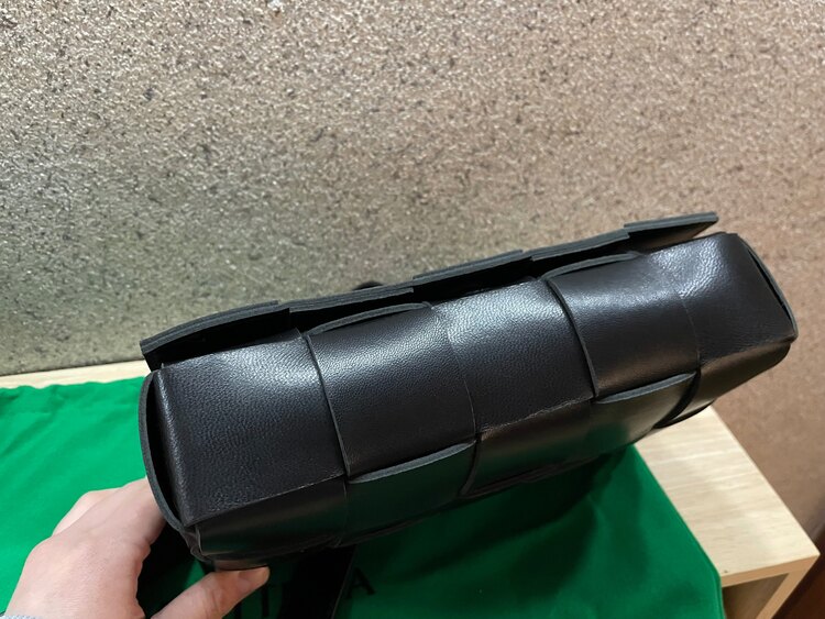 ボッテガ・ヴェネタ  （ブランドバッグ）の商品画像 - 査定依頼日：2025年3月3日 - 最高査定価格：200,000円