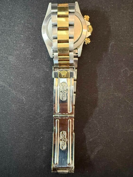 Ref.16523（高級時計）の商品画像 - 査定依頼日：2025年9月9日 - 最高査定価格：2,500,000円