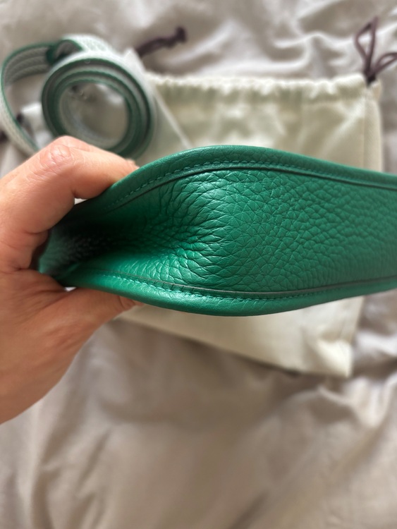 エルメス リンディ （ブランドバッグ）の商品画像 - 査定依頼日：2025年7月27日 - 最高査定価格：1,160,000円