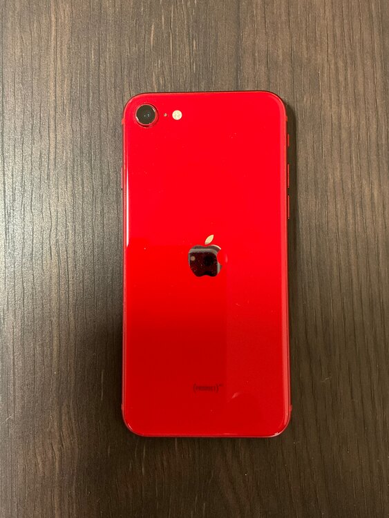 iPhone SE 第2世代　128GB Red（スマホ）の商品画像 - 査定依頼日：2025年5月18日 - 最高査定価格：15,000円