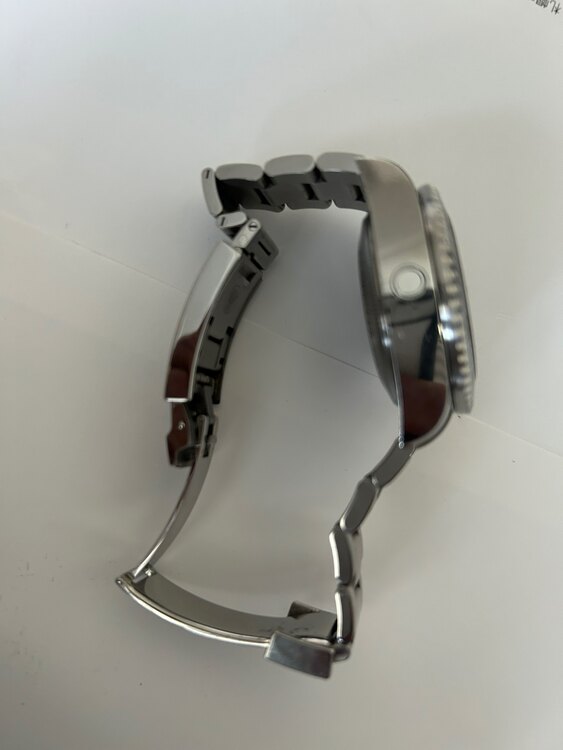 ロレックス シードゥエラー 2020年ディプシーディーブルー（高級時計）の商品画像 - 査定依頼日：2025年5月19日 - 最高査定価格：1,760,000円