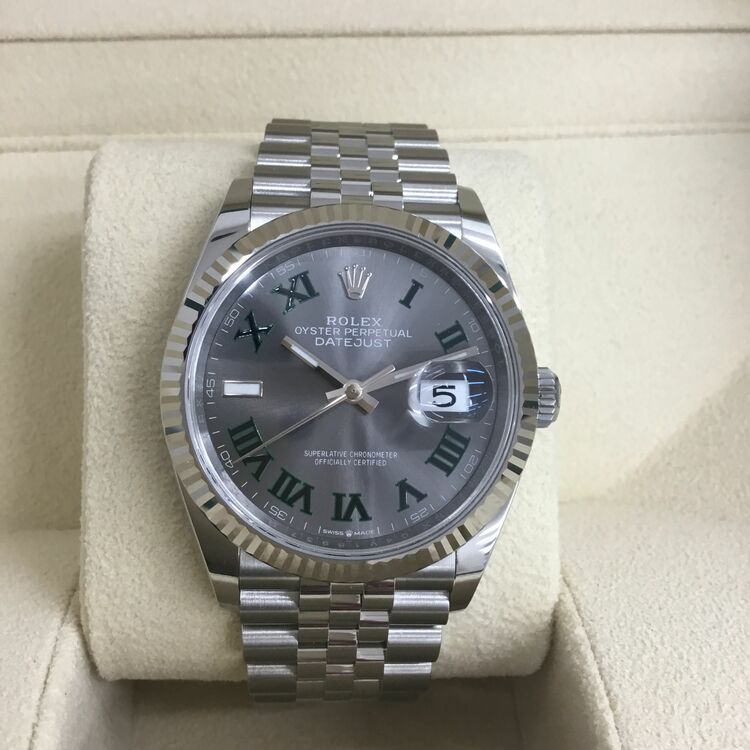 ロレックス デイトジャスト 126234（高級時計）の商品画像 - 査定依頼日：2025年7月11日 - 最高査定価格：1,780,000円