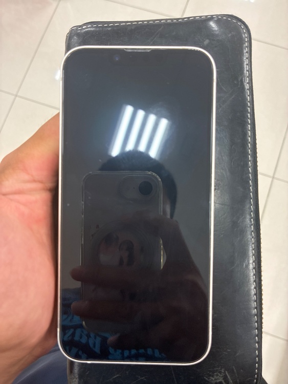 iPhone iPhone 14 128GB SIMフリー（スマホ）の商品画像 - 査定依頼日：2026年8月19日 - 最高査定価格：43,000円